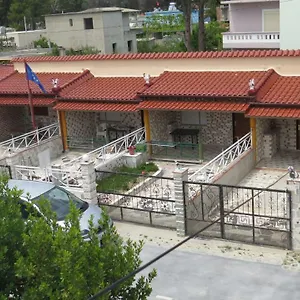  Ferienhaus Shahaj